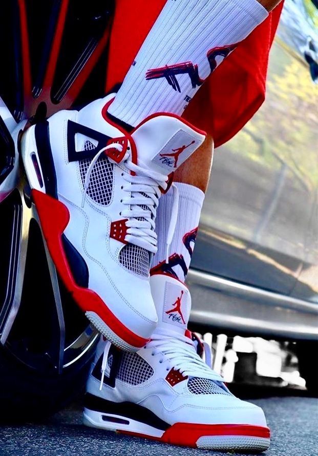 Jordan 4