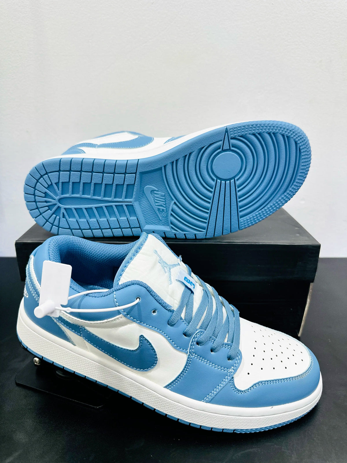 Nike Air Jordan 1 Low University Blue