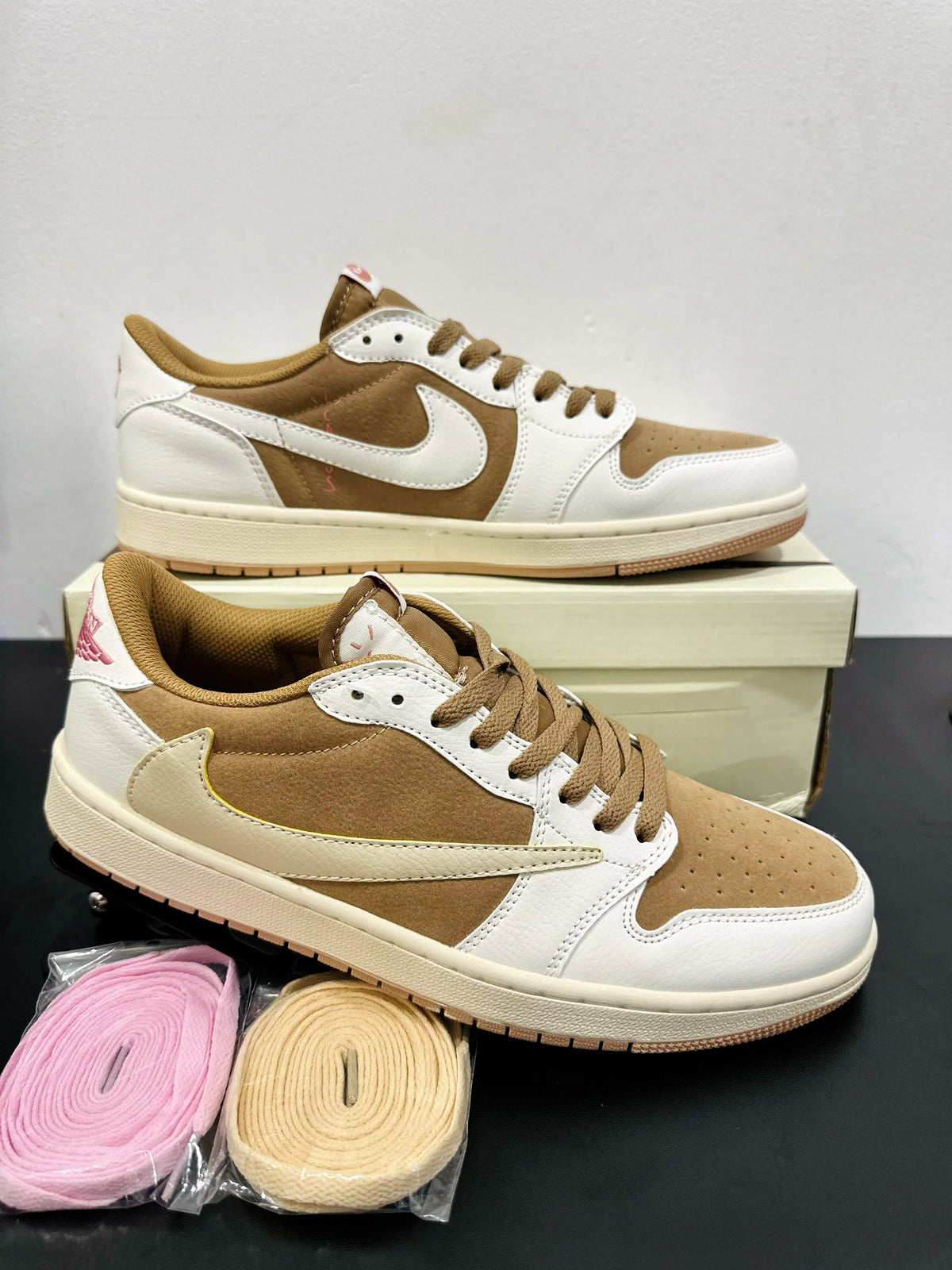 Nike Jordan 1 Low Travis Scott Brown Shy