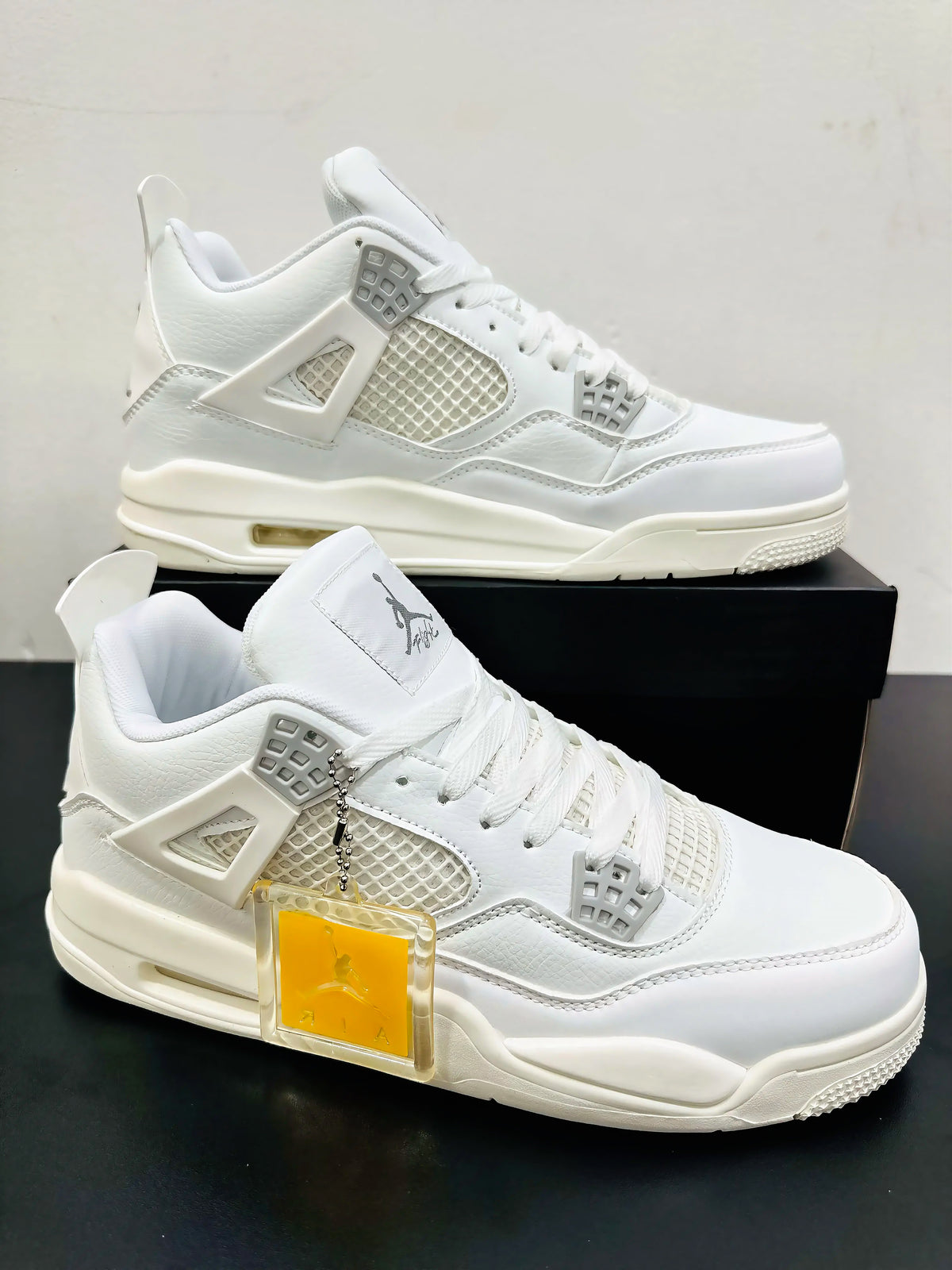 Nike Air Jordan 4 Pure Money