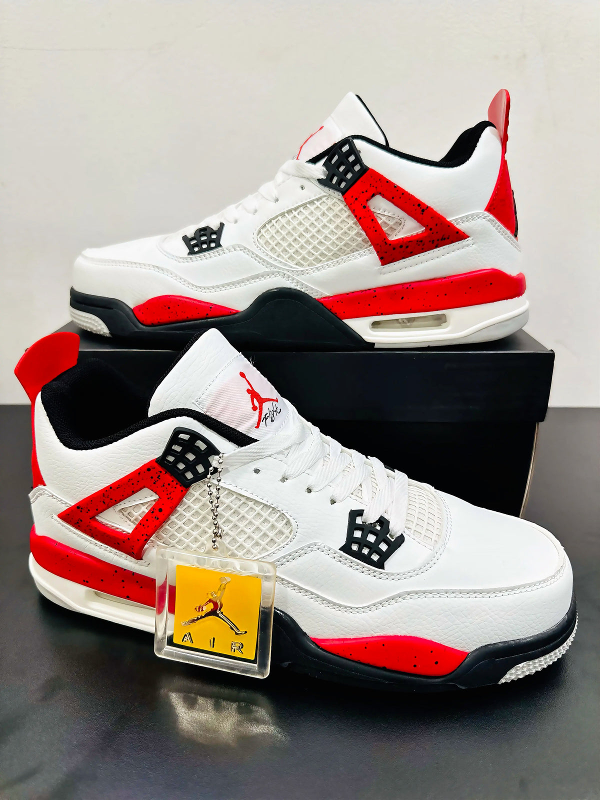 Nike Air Jordan 4 Red Cement